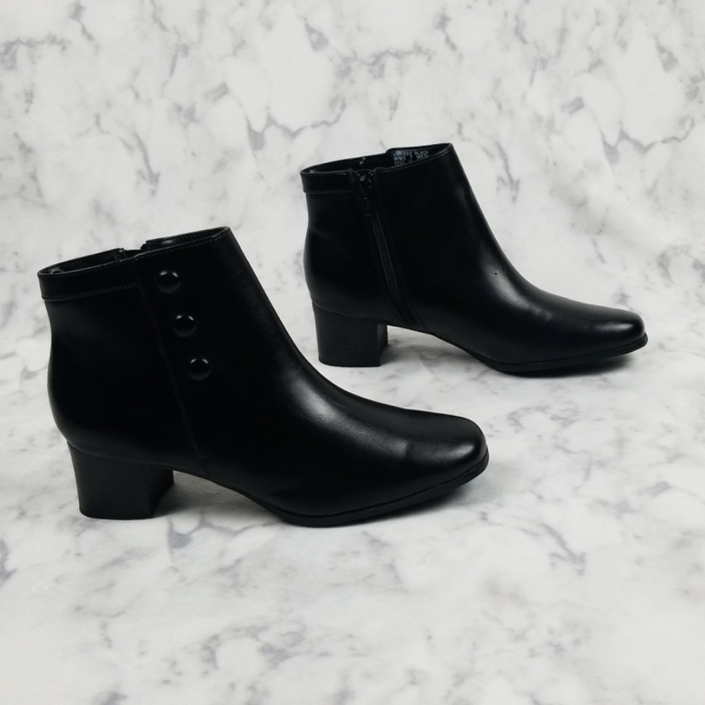 Croft & Barrow Black Ankle Boots size 7M 2" heel